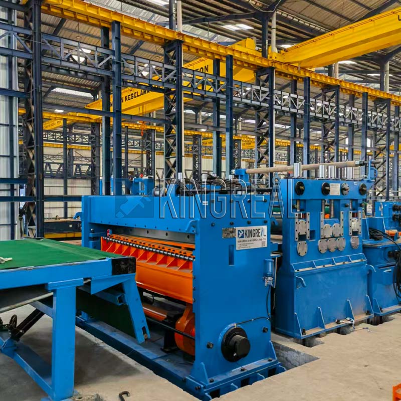 Fly shearing cut to length line